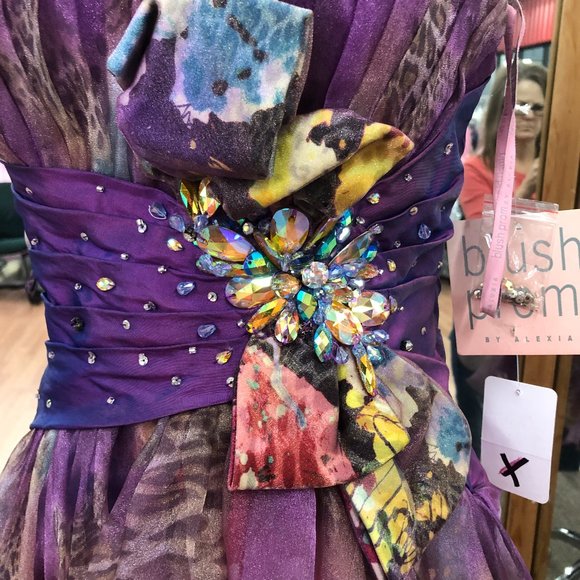 Homecoming Dress by Blush Prom Size 8 NWT - Picture 2 of 8